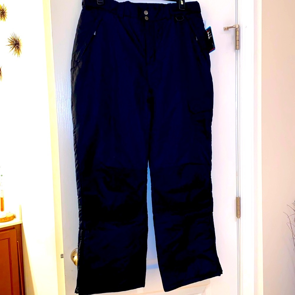 Arctic Quest Men’s snow,ski, snowboard waterproof pants. Size L, black cargos - Picture 2 of 8